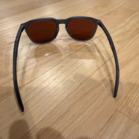 Oakley Thurso Matte Crystal Black / COLOR Prizm Deep Water Polarized - Picture 6 of 11